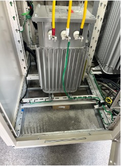 キュービクル更新工事の様子8